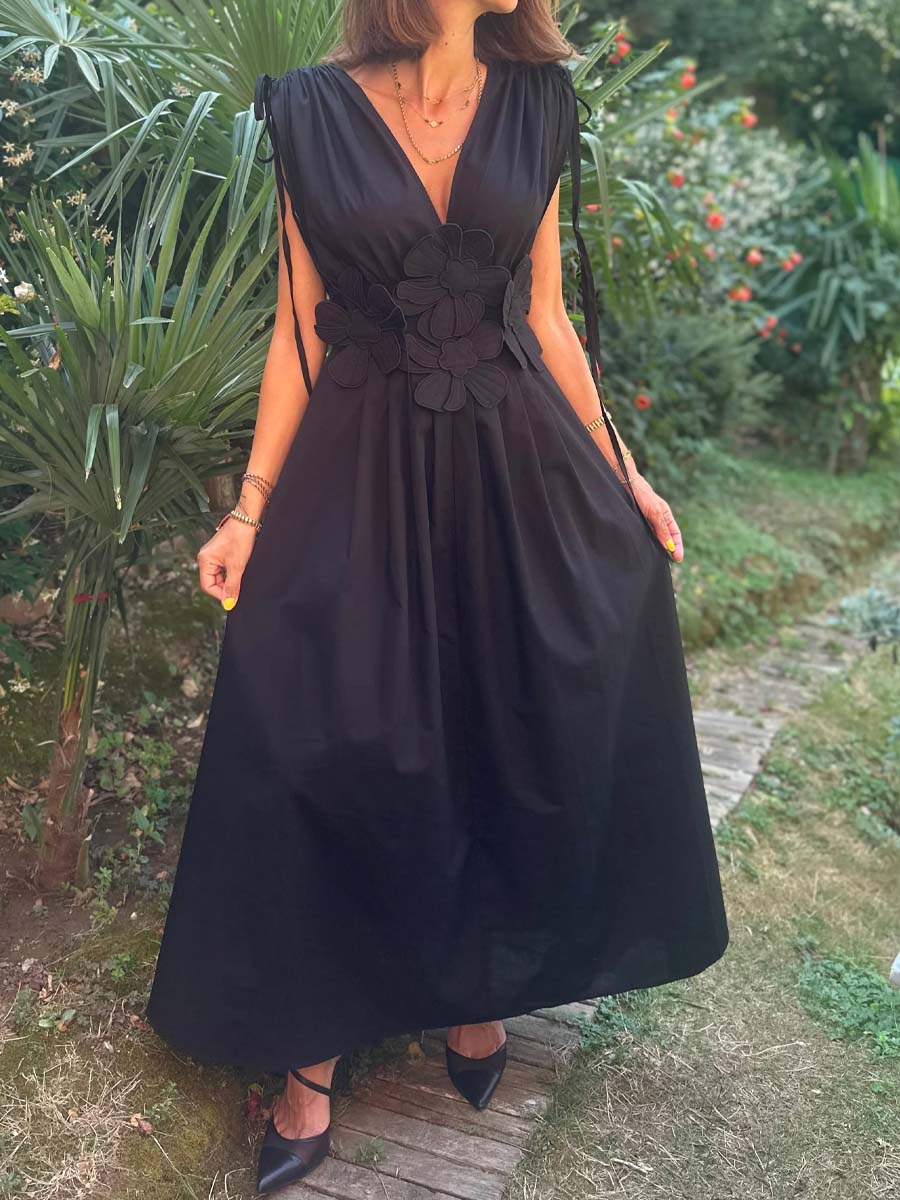 Elegant V-neck 3D Floral Dress