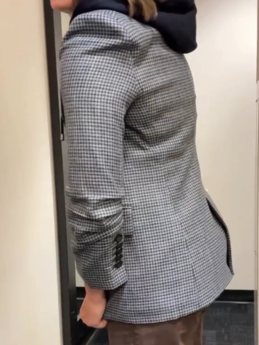 Chic Blazer With Removable Hoodie