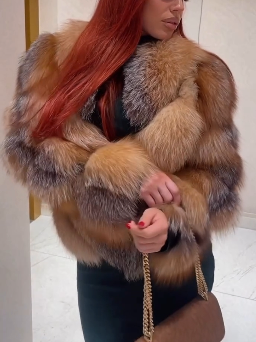 Autumn Short-Length Fashionable Fur Coat
