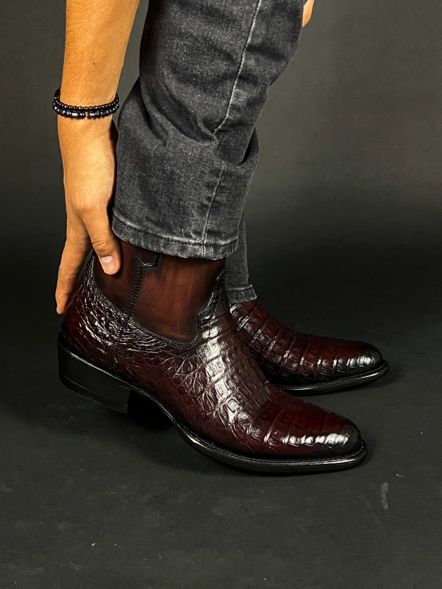 Emma Black Cherry Crocodile Fuscus Oval