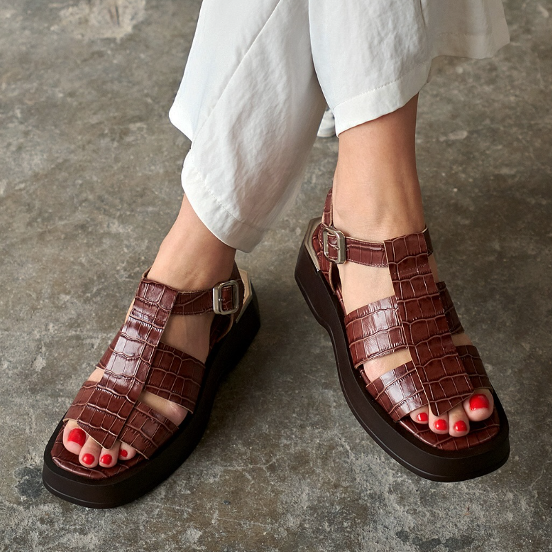 Women's Fashion Thick Sole Shoes