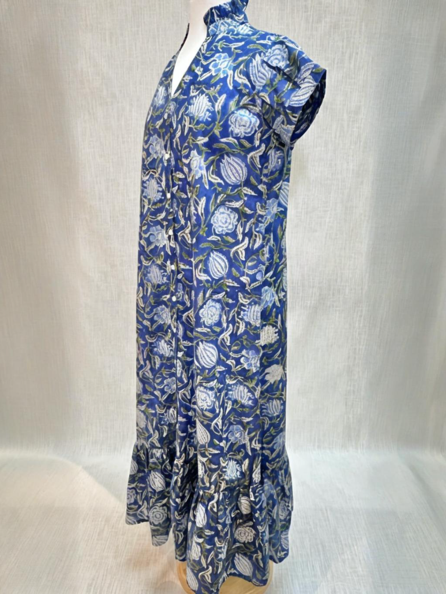 The Chic Floral Normal Dress