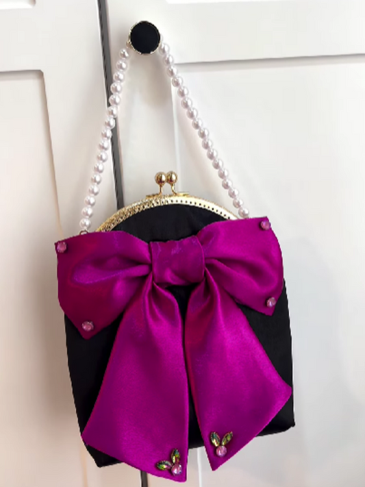 Pearl Chain Bow Detail Shoulder Bag