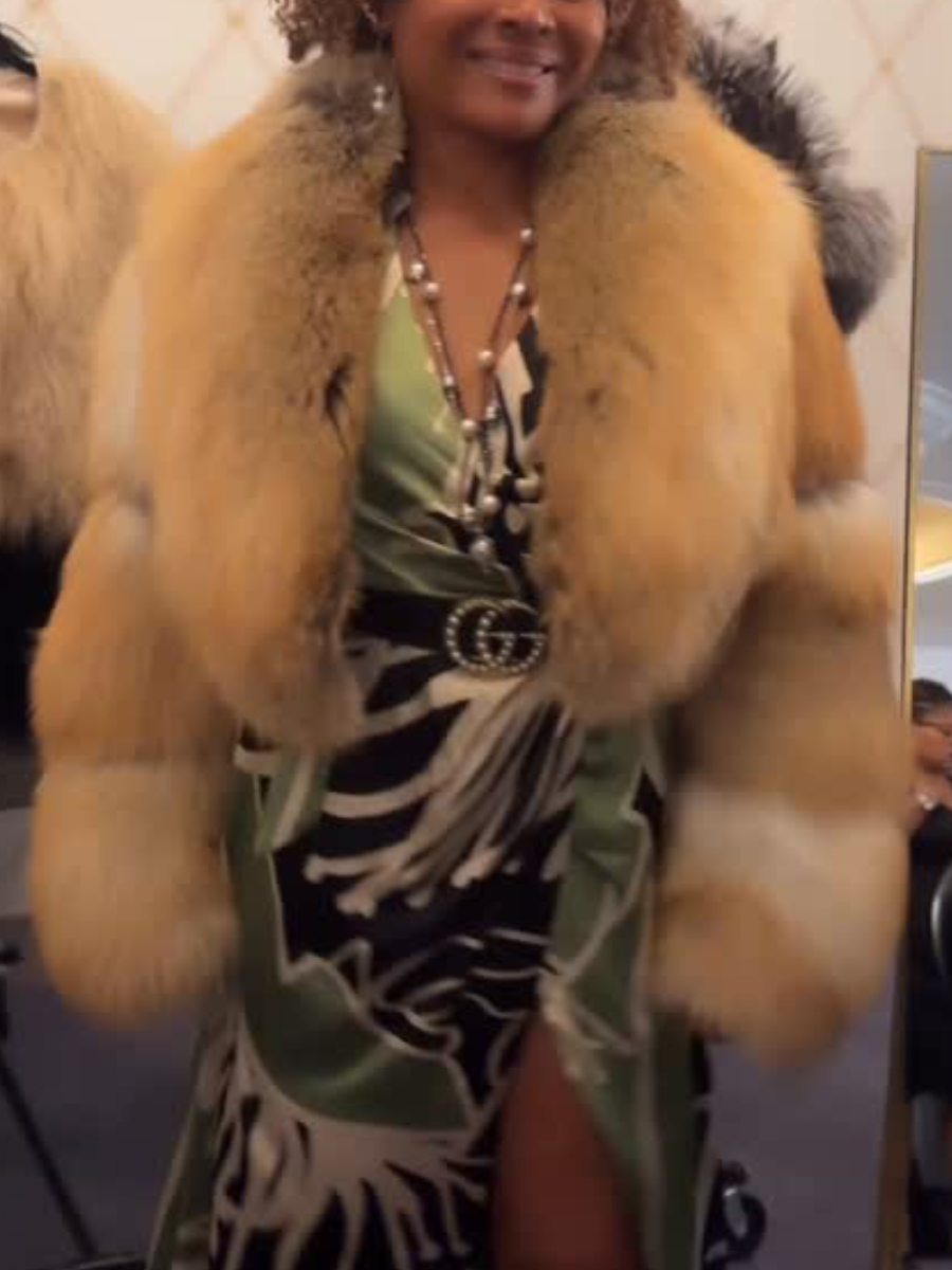 Autumn Short-Length Plus-Size Fur Coat