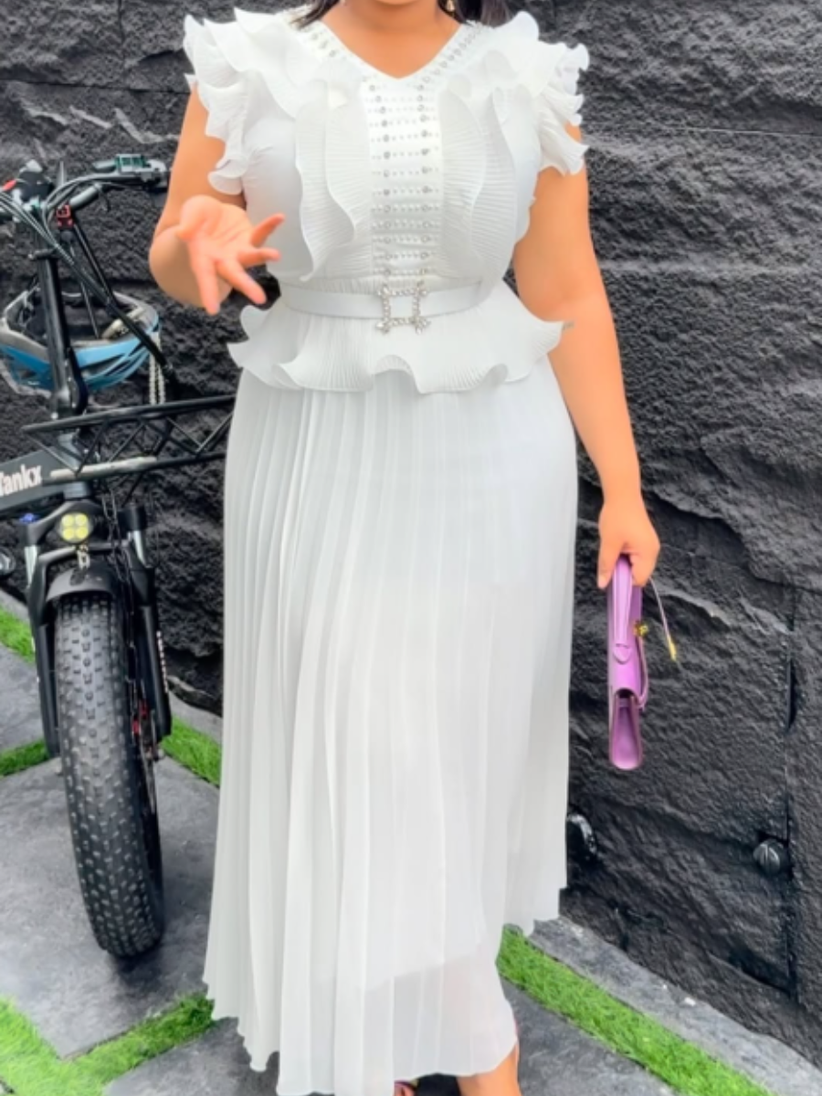 The Classy Hot Outfit