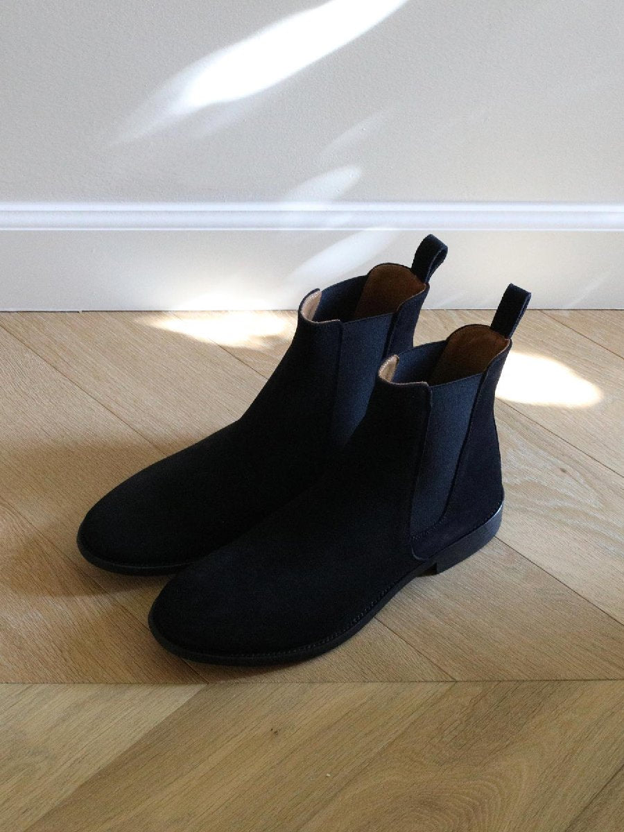 Classic Fashion Suede Chelsea Boots